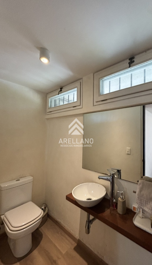 Casa ID.4089 - EXCEPCIONAL CASA EN VENTA DE 4 DORMITORIOS