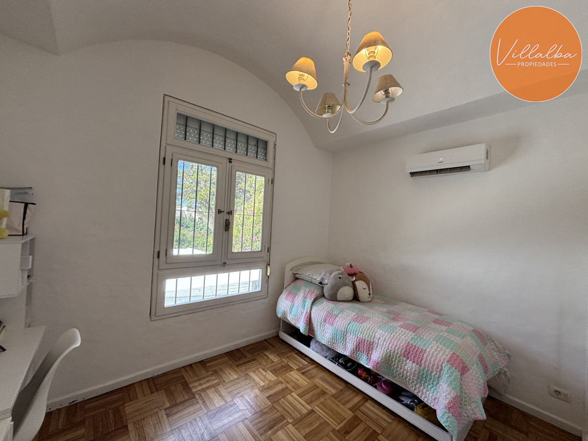 Apartamento ID.3205 - EXCEPCIONAL CASA EN VENTA DE 4 DORMITORIOS