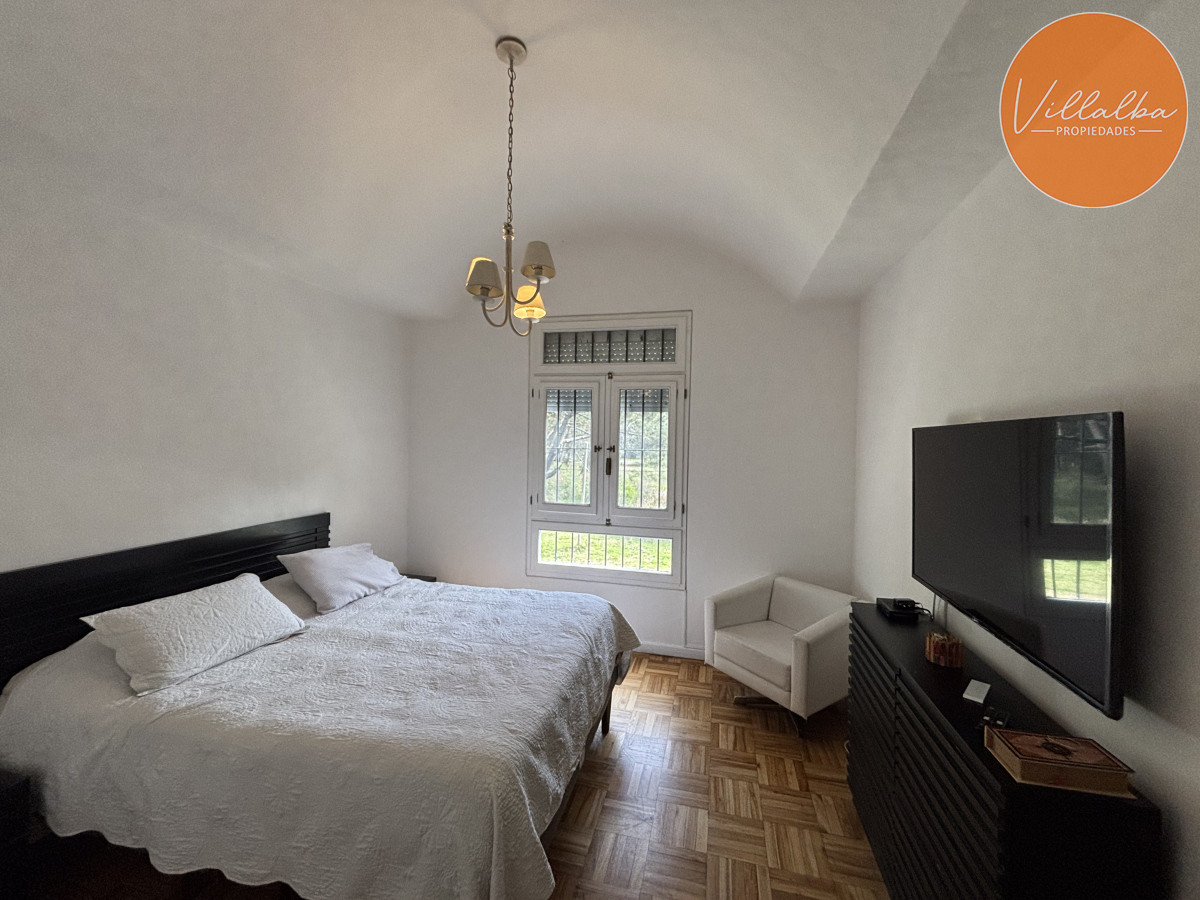 Apartamento ID.3205 - EXCEPCIONAL CASA EN VENTA DE 4 DORMITORIOS