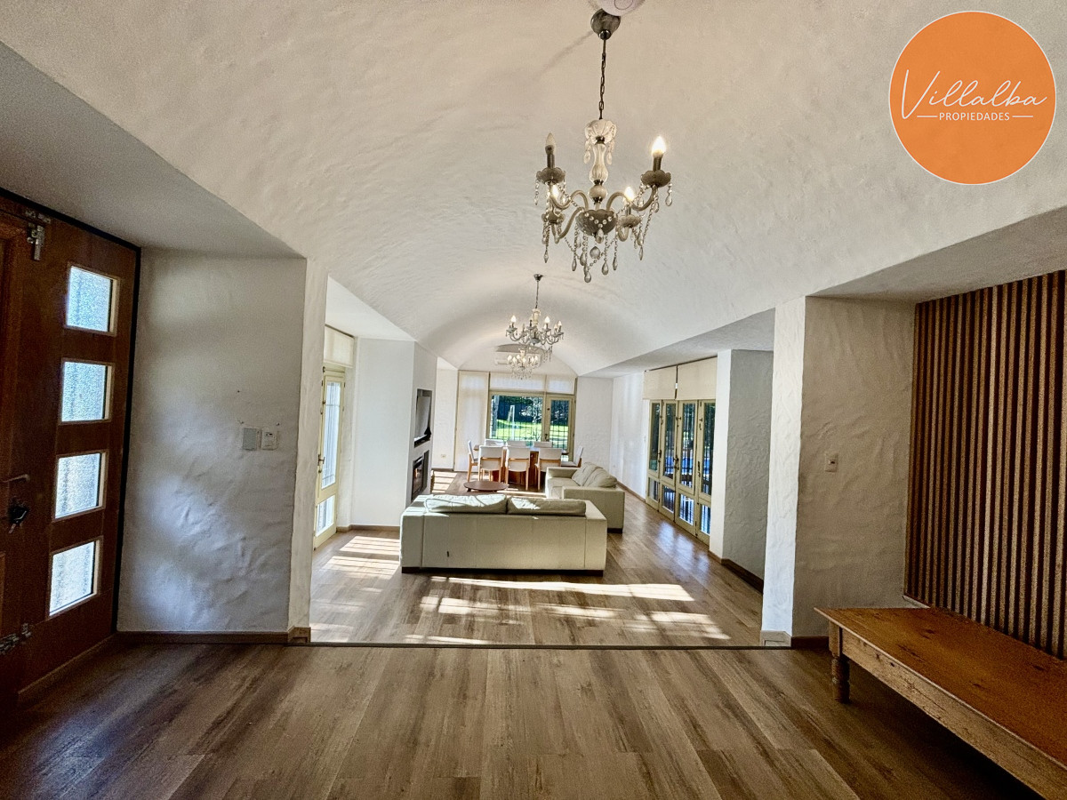 Apartamento ID.3205 - EXCEPCIONAL CASA EN VENTA DE 4 DORMITORIOS