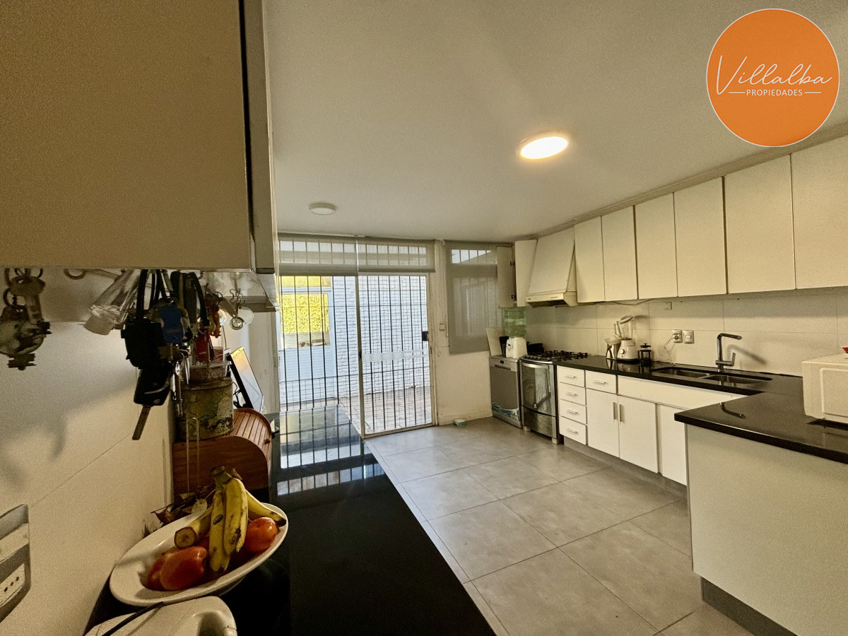 Apartamento ID.3205 - EXCEPCIONAL CASA EN VENTA DE 4 DORMITORIOS