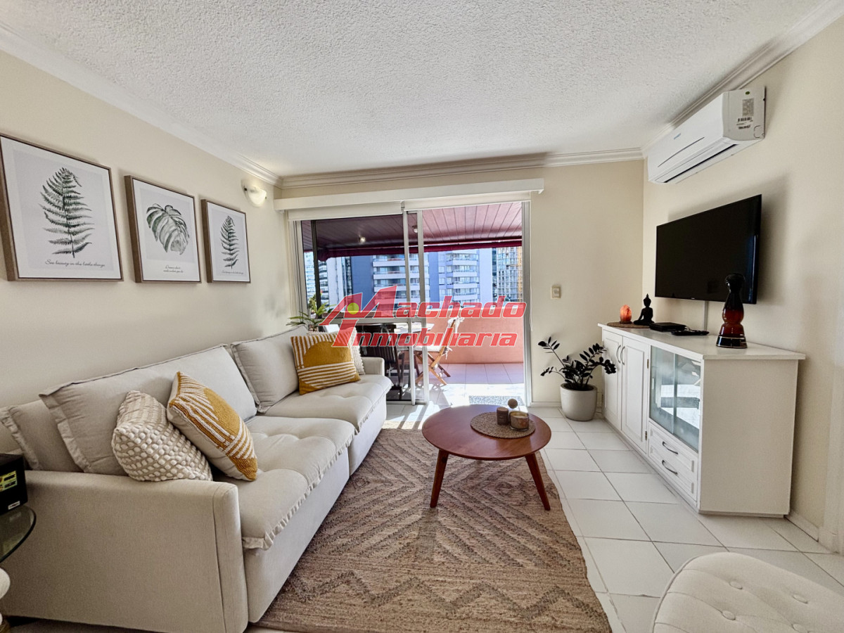 Apartamento en venta Punta del Este - MCH14160A