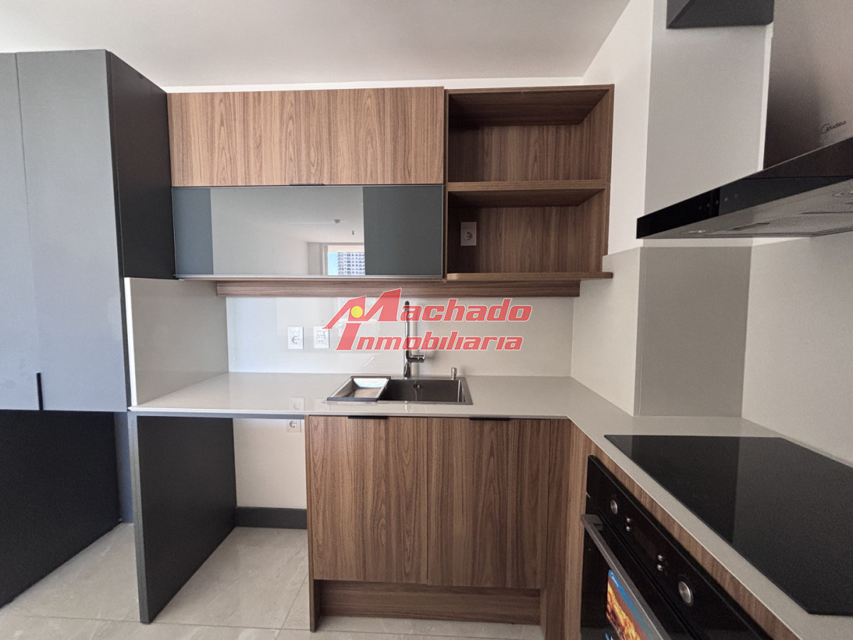 Apartamento 2 dormitorios  a estrenar en una privilegiada ubicación. - MCH14176A