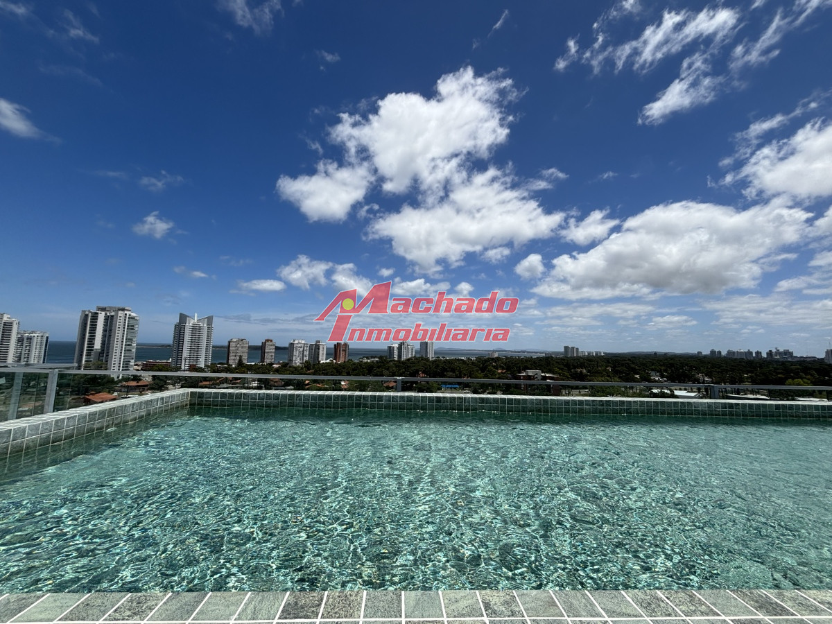 VENTA  apartamento moderno1 dorm y medio - MCH14175A