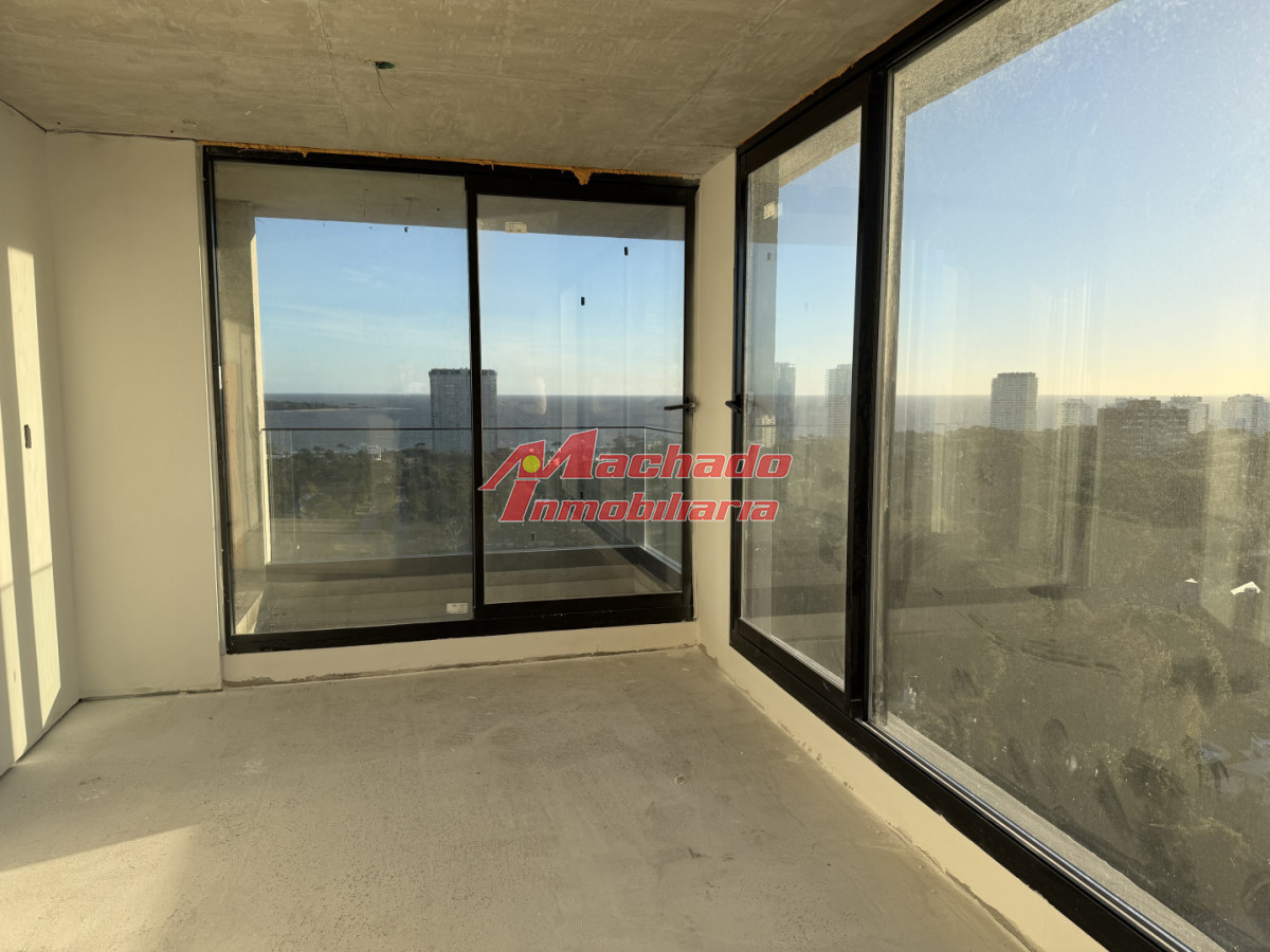 Apartamento esquinero en venta de 1 dormitorio OPORTUNIDAD!!!! - MCH14343A