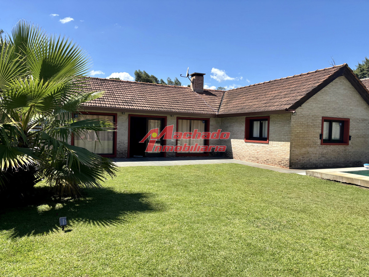 casa de 4 dormitorios en venta en punta del este - mch12765c