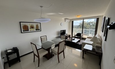 Stradivarius. Hermoso apartamento en venta de 2 dormitorios
