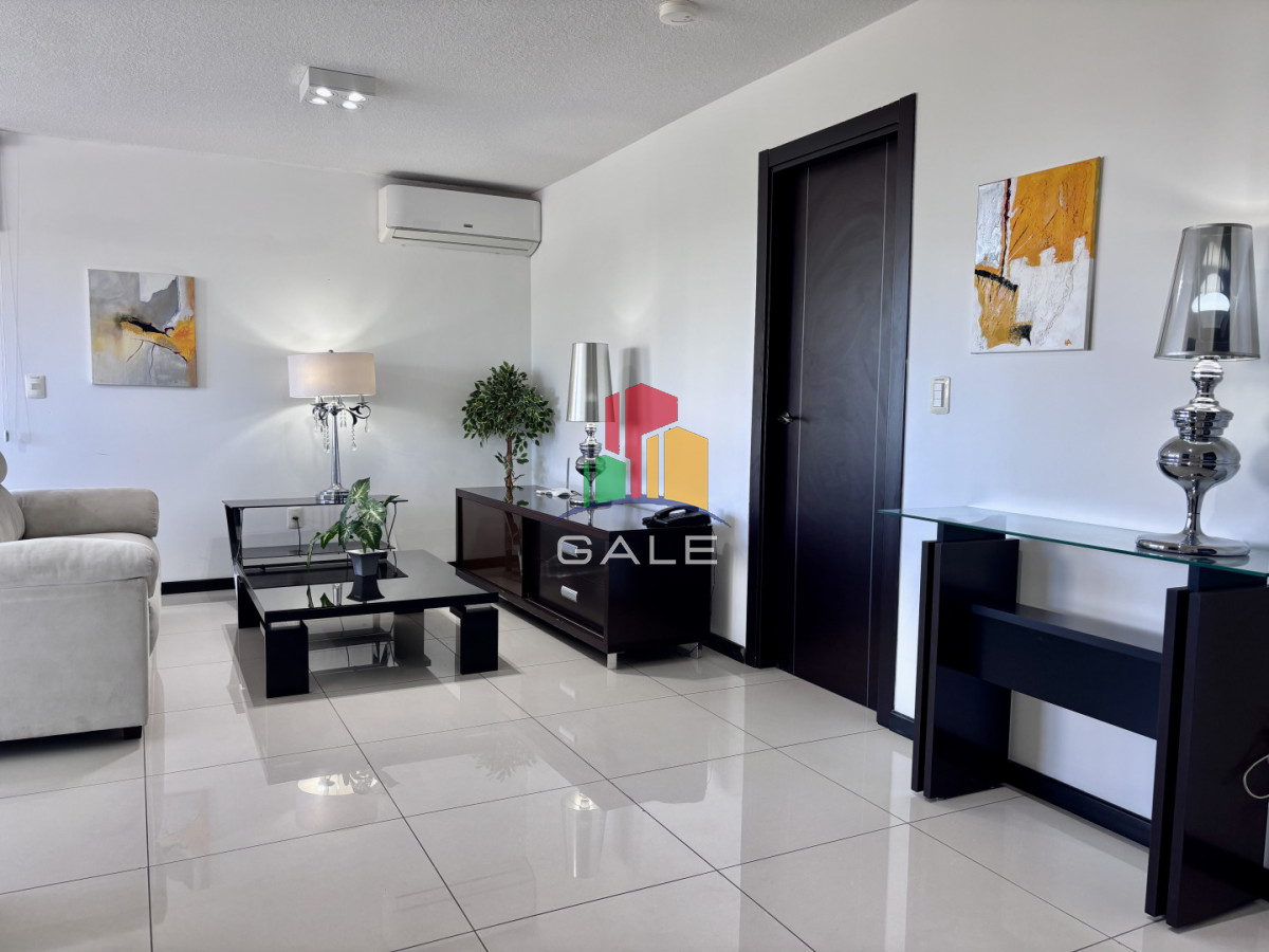 Apartamento ID.4837 - Divino apartamento en venta de 3 dormitorios