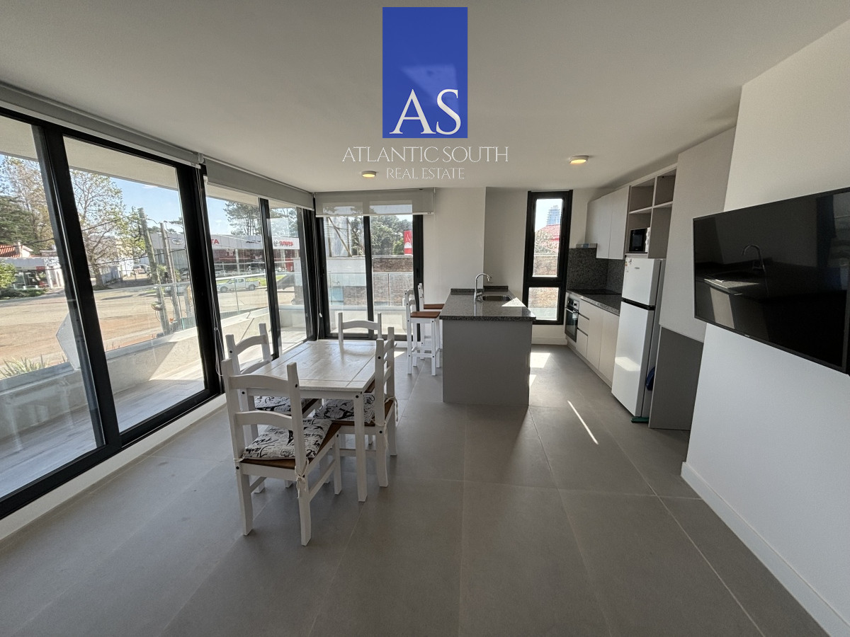 Apartamento ID.3533 - Apartamento a estrenar moderno 2 dormitorios servicios bajos gastos Punta del Este