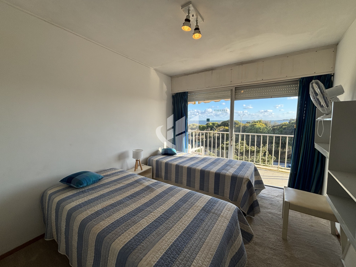 Apartamento ID.2156 - nuevo ingreso! apartamento en venta de 3 dormitorios en primera línea 