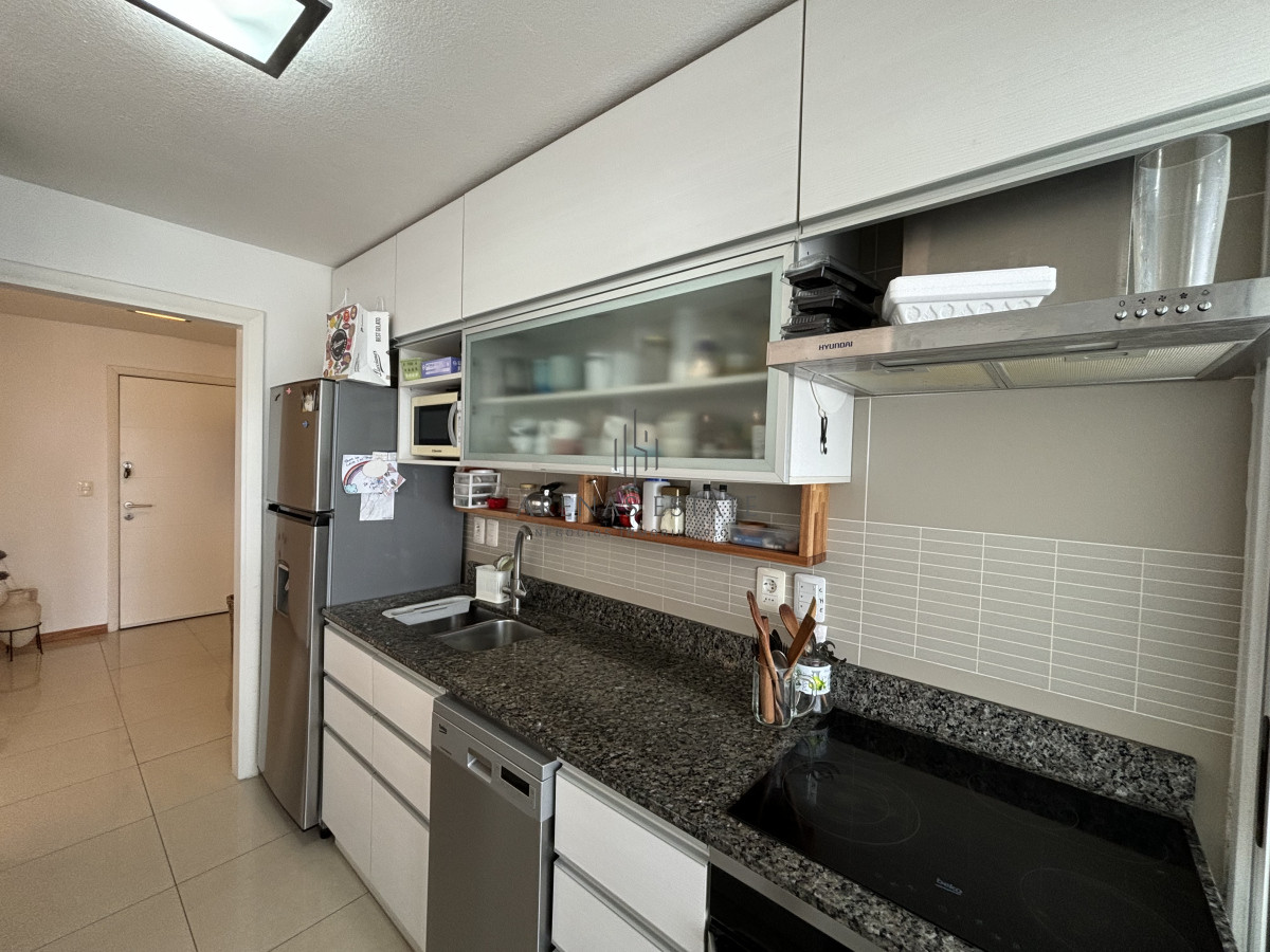 Apartamento ID.3242 - Excepcional apartamento de 2 dormitorios en venta