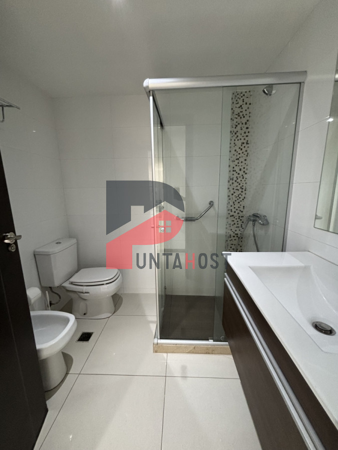 Apartamento ID.196 - Venta y alquiler apartamento 3 dormitorios