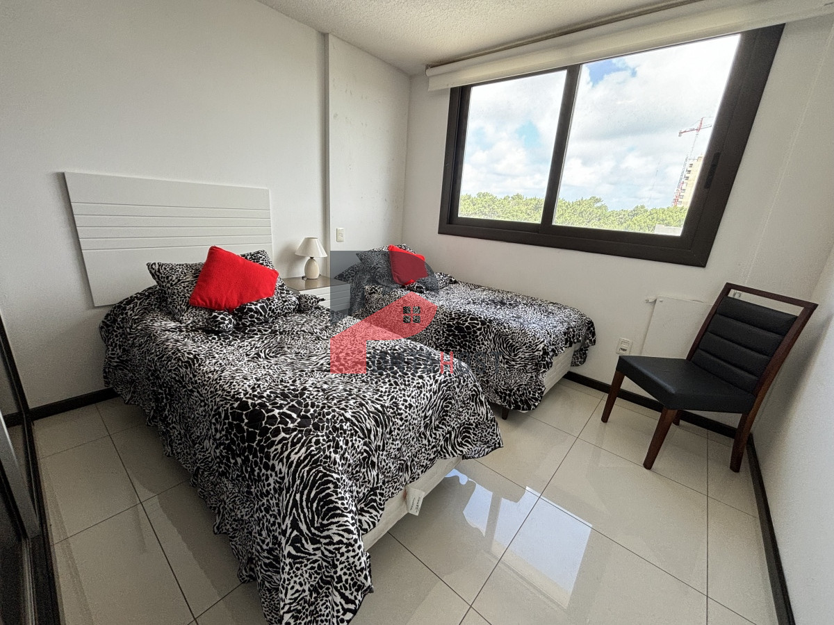 Apartamento ID.196 - Venta y alquiler apartamento 3 dormitorios