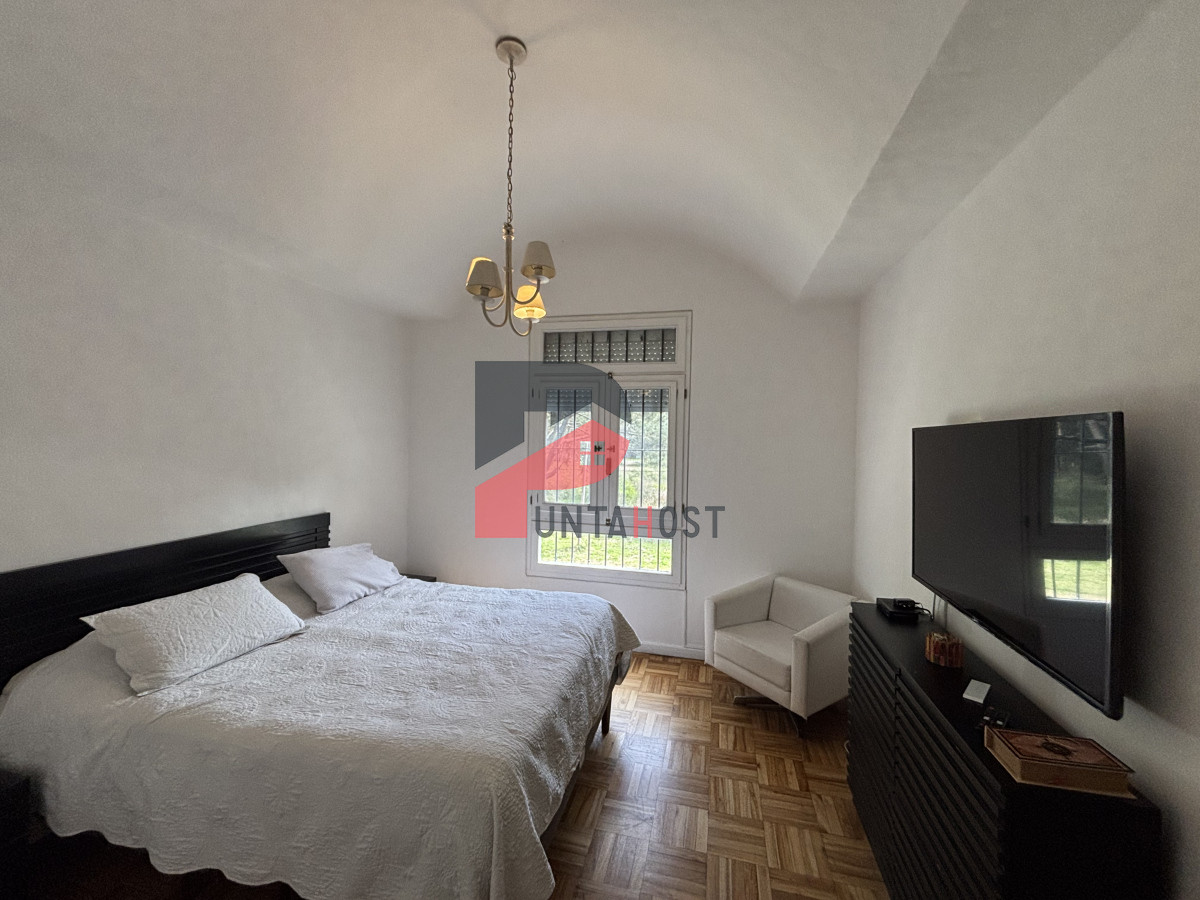 Casa ID.205 - EXCEPCIONAL CASA EN VENTA DE 4 DORMITORIOS