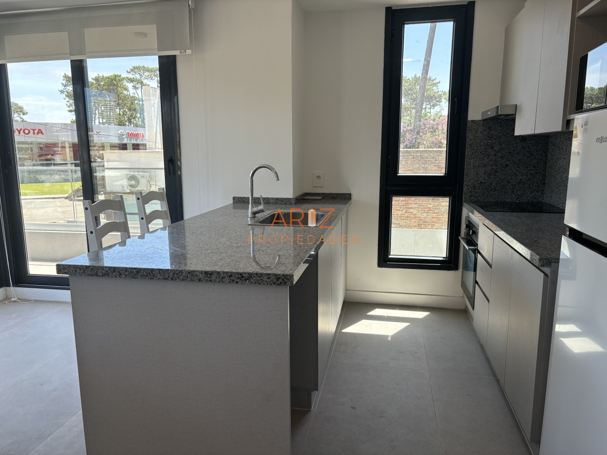 Apartamento ID.1985 - oportunidad! Nuevo ingreso.  VENTA Apartamento de 2 dormitorios. Bajó de precio!!!