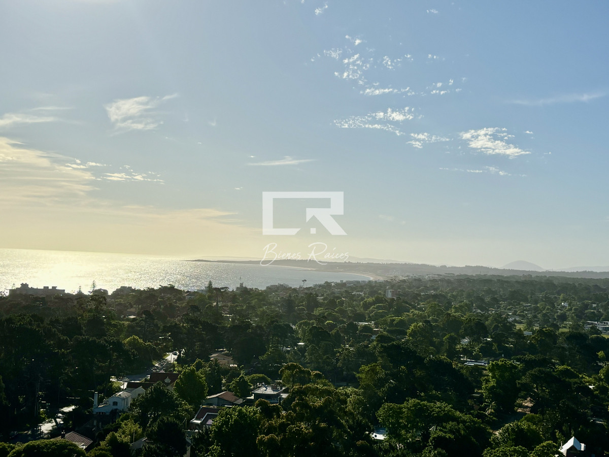 Apartamento ID.883 - OPORTUNIDAD EN VENTA 2 DORMITORIOS SUMMER TOWER