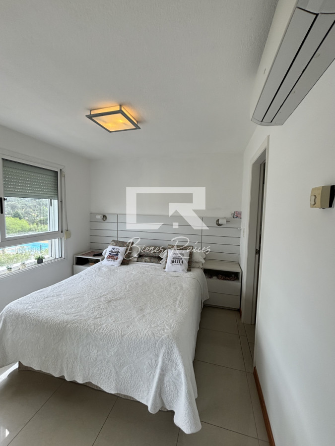 Apartamento ID.882 - Excepcional apartamento de 2 dormitorios en venta