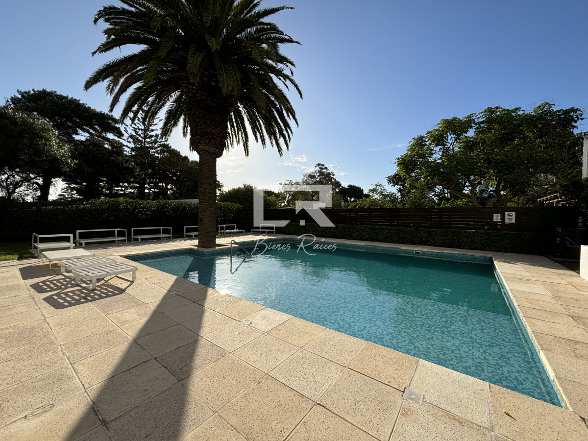 Apartamento ID.883 - OPORTUNIDAD EN VENTA 2 DORMITORIOS SUMMER TOWER
