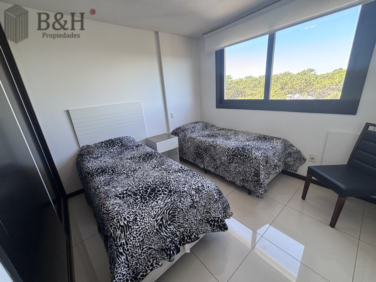 Apartamento ID.7619 - Divino apartamento en venta de 3 dormitorios