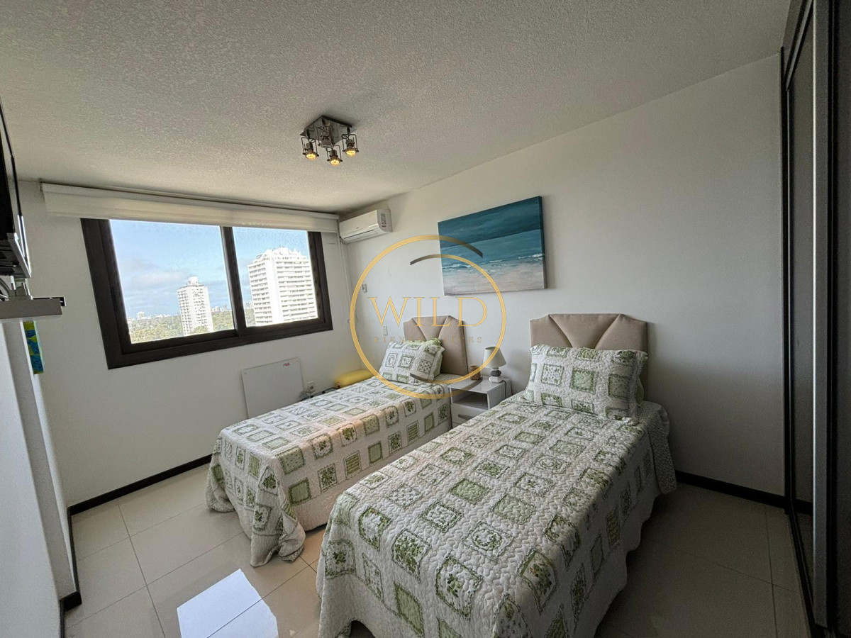 Apartamento ID.2261 - APARTAMENTO 3 DORMITORIOS EN VENTA STRADIVARIUS