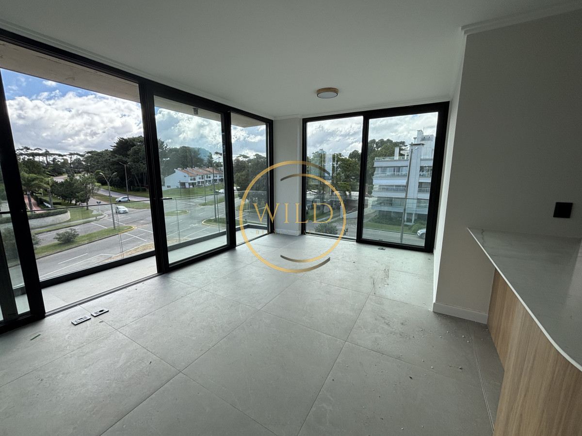 Apartamento ID.2417 - EXCELENTE APARTAMENTO ESQUINERO DE 2 DORMITORIOS EN VENTA.