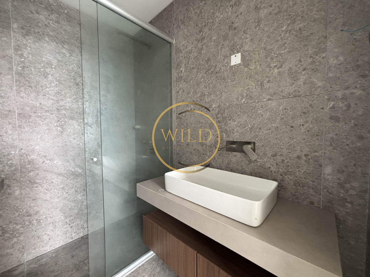 Apartamento ID.2417 - EXCELENTE APARTAMENTO ESQUINERO DE 2 DORMITORIOS EN VENTA.