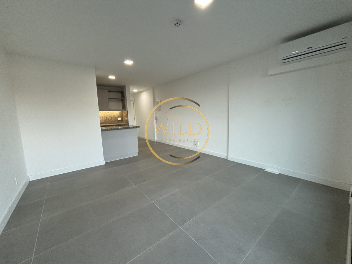 Apartamento ID.2436 - alquiler anual monomabiente edificio View