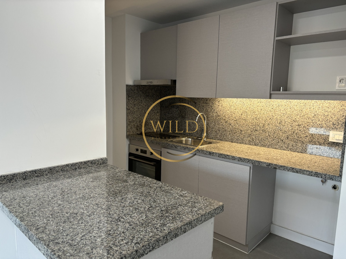 Apartamento ID.2436 - alquiler anual monomabiente edificio View