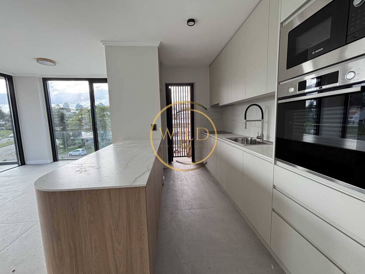 Apartamento ID.2417 - EXCELENTE APARTAMENTO ESQUINERO DE 2 DORMITORIOS EN VENTA.