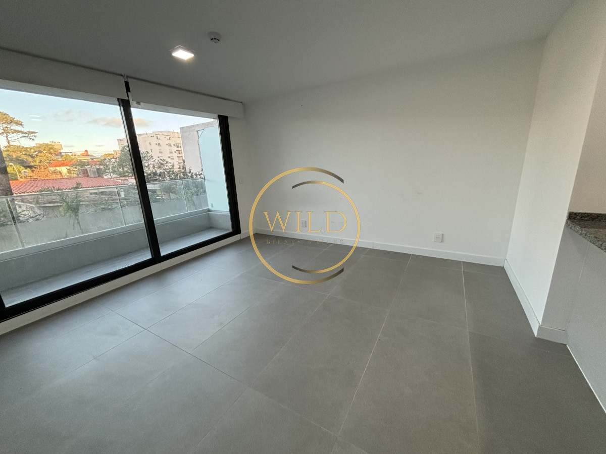 Apartamento ID.2436 - alquiler anual monomabiente edificio View