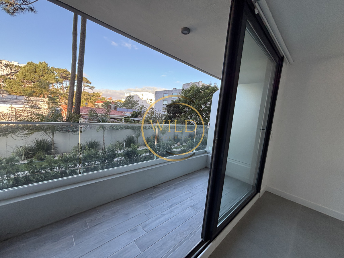 Apartamento ID.2436 - alquiler anual monomabiente edificio View