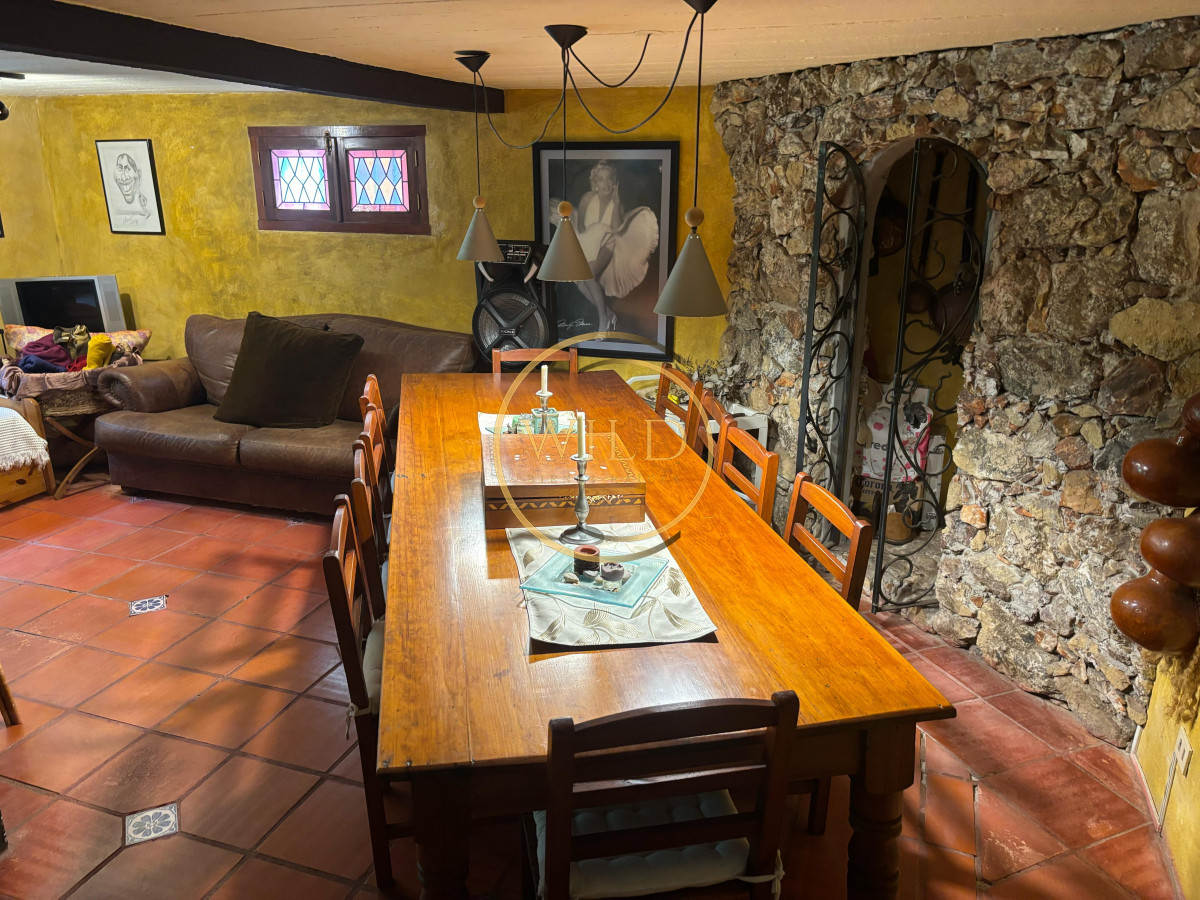 Casa ID.2256 - EXCEPCIONAL CASA EN VENTA DE 4 DORMITORIOS PINARES 