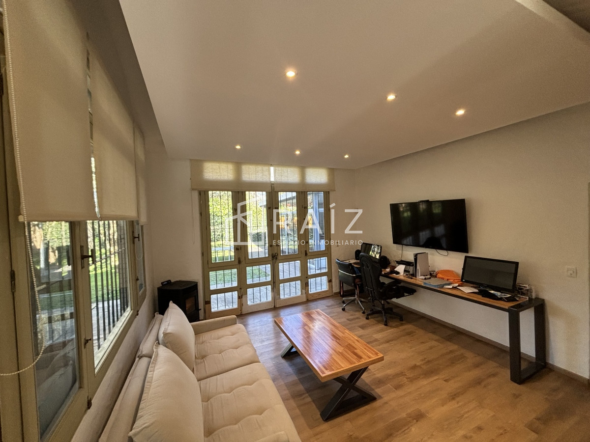 Casa ID.11052 -  CASA VENTA DE 4 DORMITORIOS 