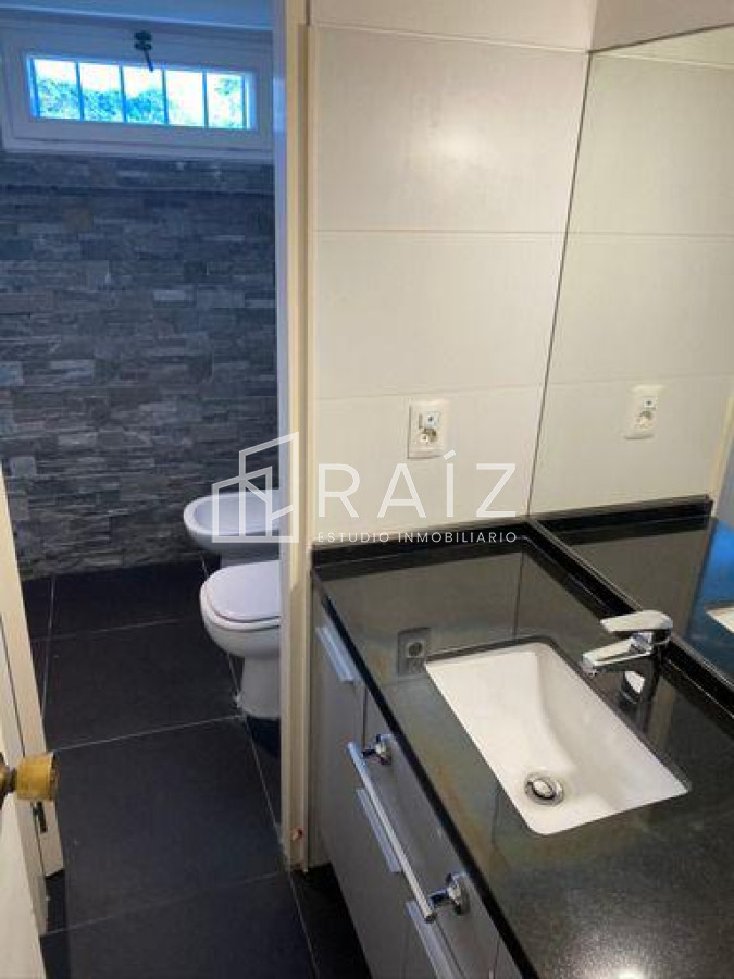 Casa ID.11052 -  CASA VENTA DE 4 DORMITORIOS 