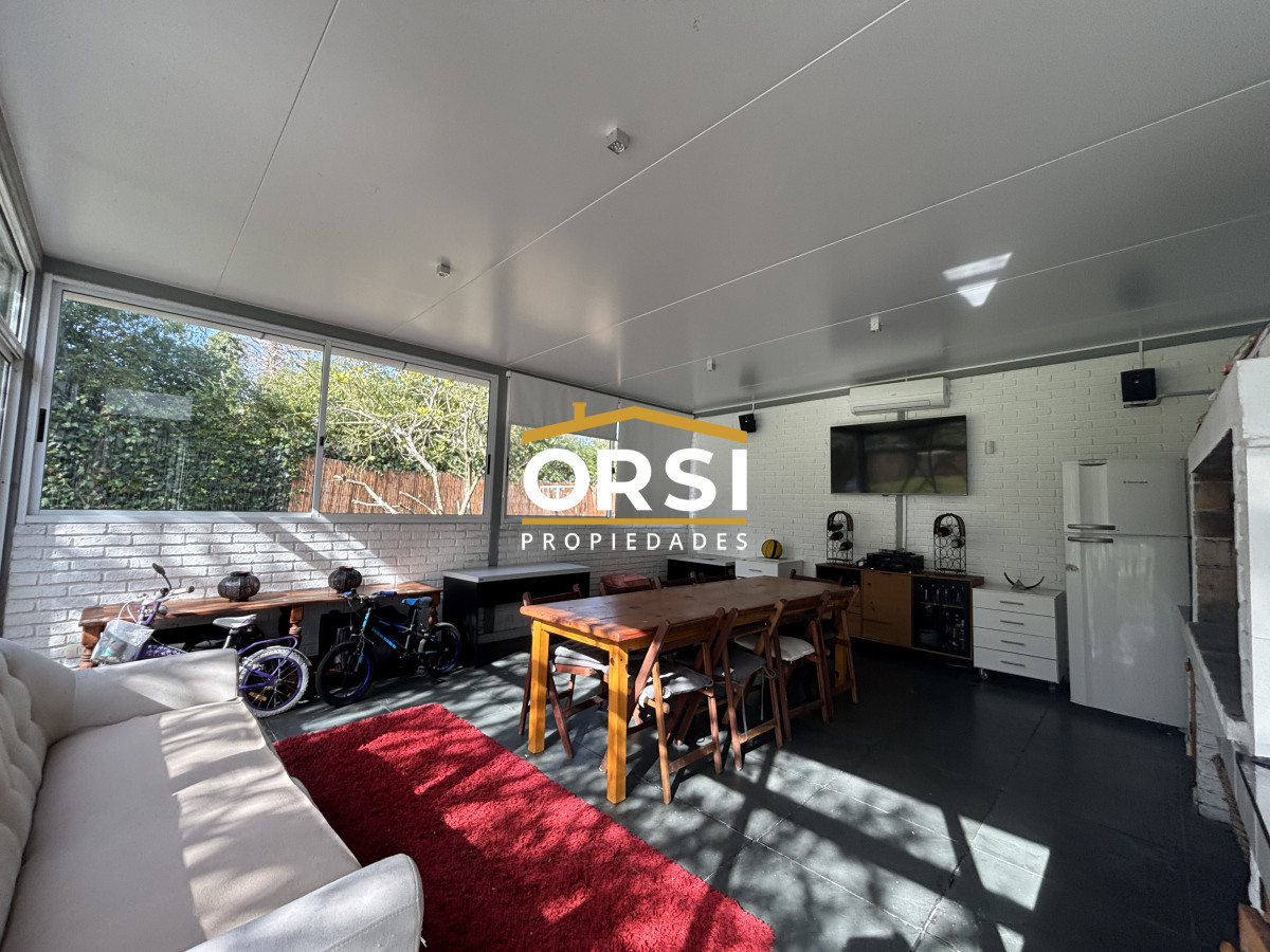 Casa ID.210 - EXCEPCIONAL CASA EN VENTA DE 4 DORMITORIOS