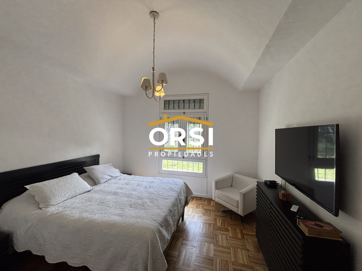 Casa ID.210 - EXCEPCIONAL CASA EN VENTA DE 4 DORMITORIOS