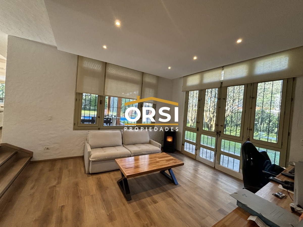 Casa ID.210 - EXCEPCIONAL CASA EN VENTA DE 4 DORMITORIOS