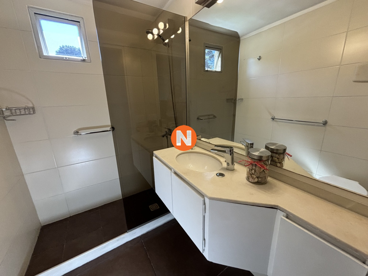 Apartamento Ref.222306 - Hermoso apartamento reciclado de 3 dormitorios - Punta del Este