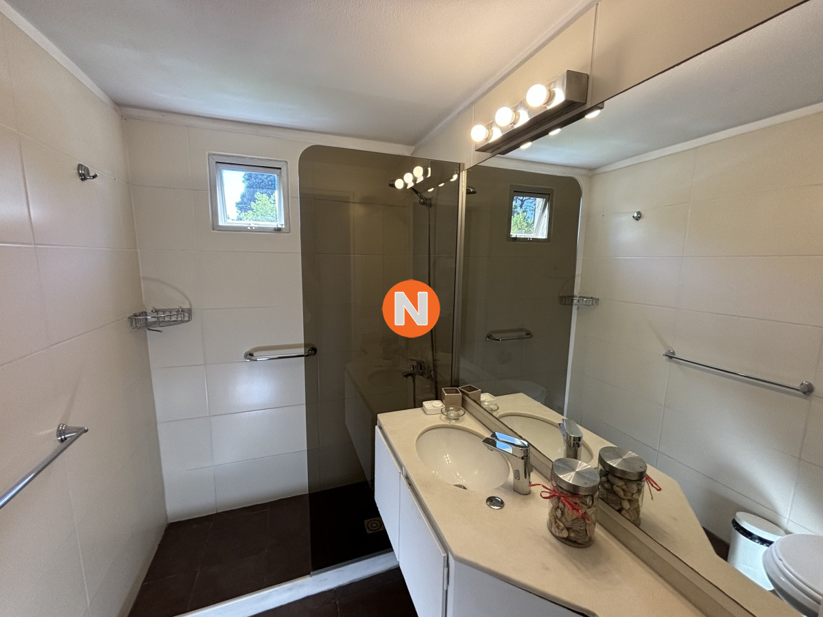 Apartamento Ref.222306 - Hermoso apartamento reciclado de 3 dormitorios - Punta del Este