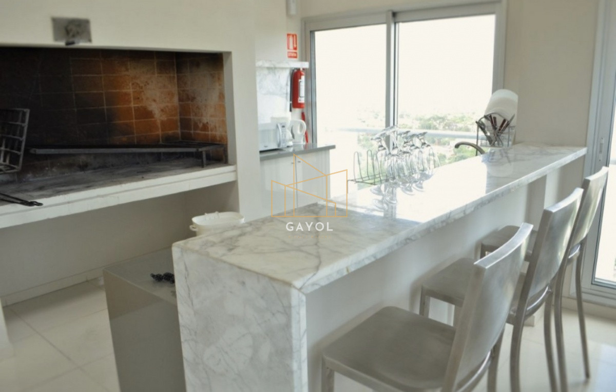 Apartamento ID.487 - OPORTUNIDAD EN VENTA 2 DORMITORIOS SUMMER TOWER