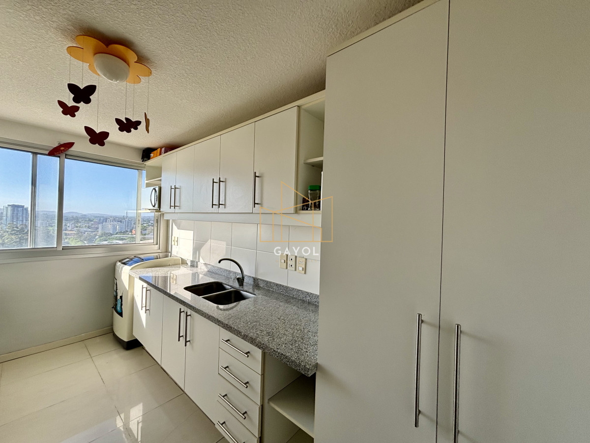 Apartamento ID.487 - OPORTUNIDAD EN VENTA 2 DORMITORIOS SUMMER TOWER