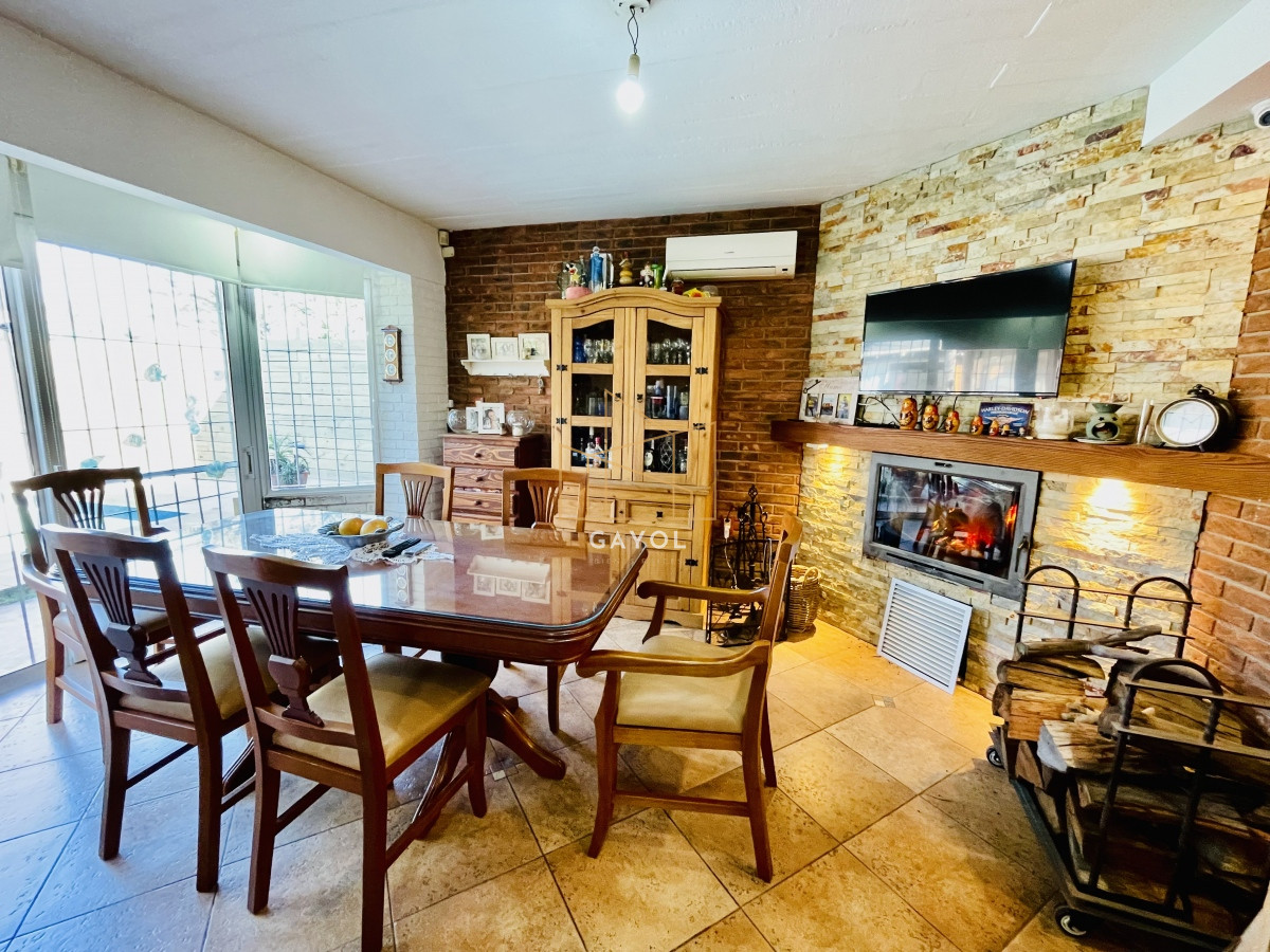 Casa ID.1170 -  DIVINA CASA DE 4 DORMITORIOS