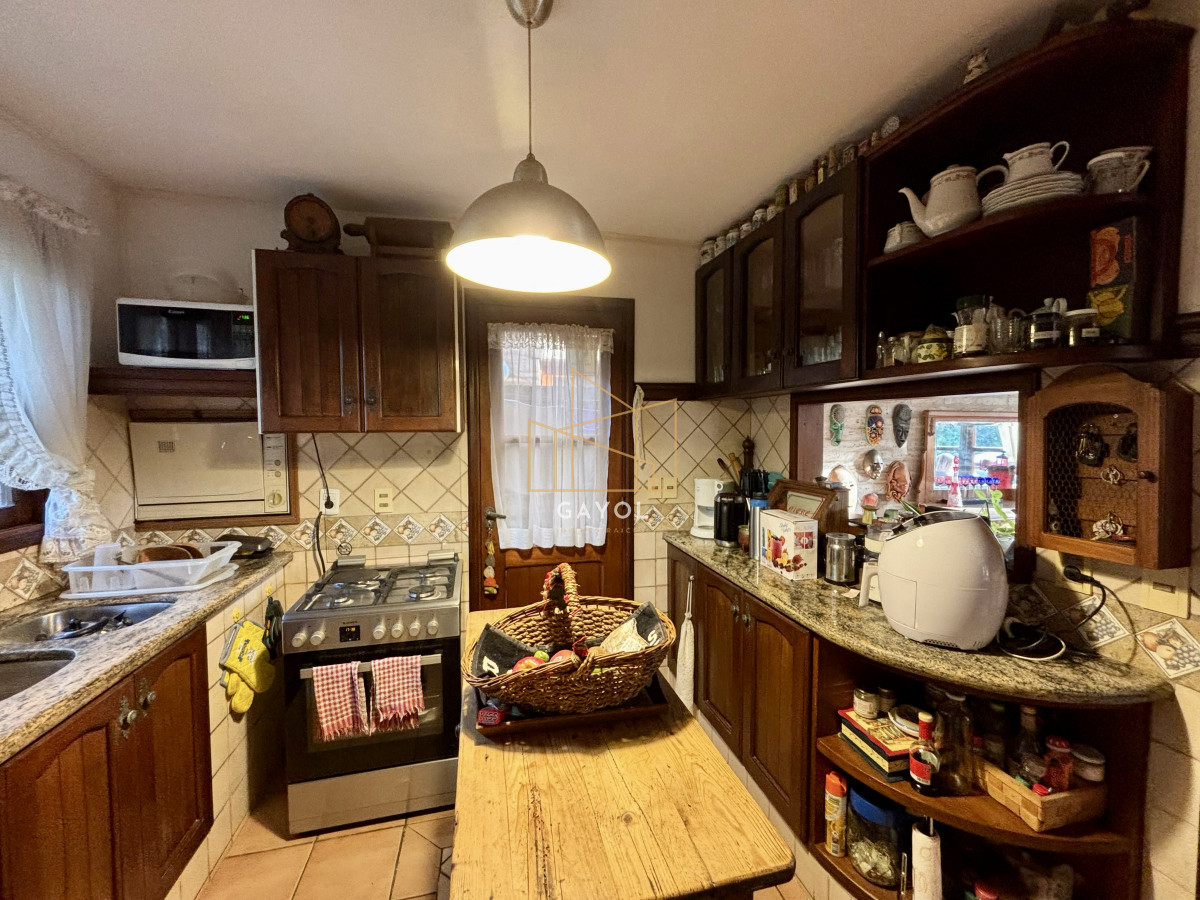 Casa ID.710 - EXCEPCIONAL CASA EN VENTA DE 4 DORMITORIOS PINARES 