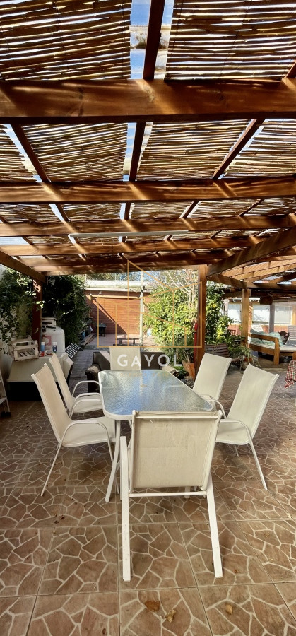 Casa ID.1170 -  DIVINA CASA DE 4 DORMITORIOS