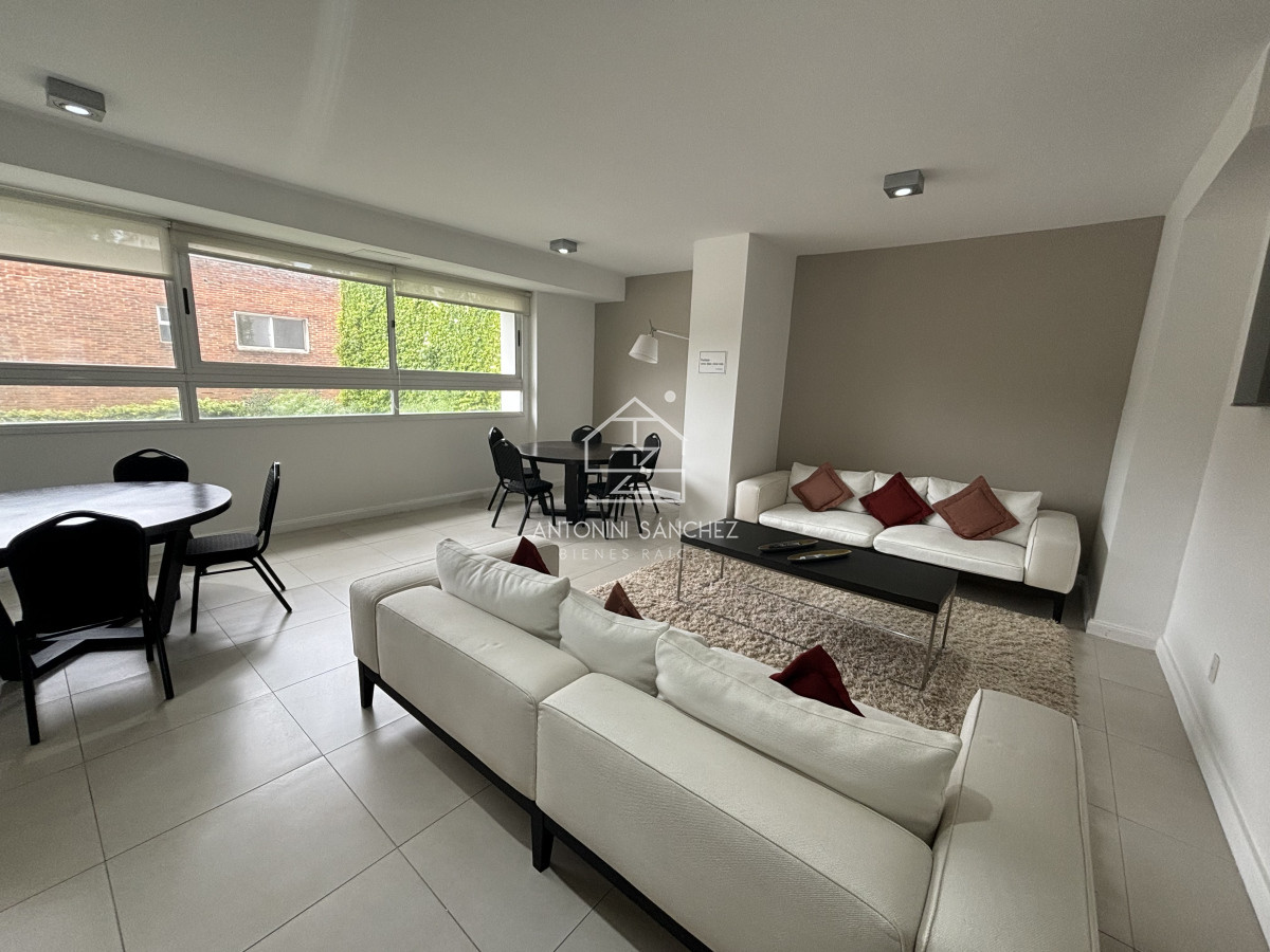 Apartamento ID.1699 - Excepcional apartamento de 2 dormitorios en venta