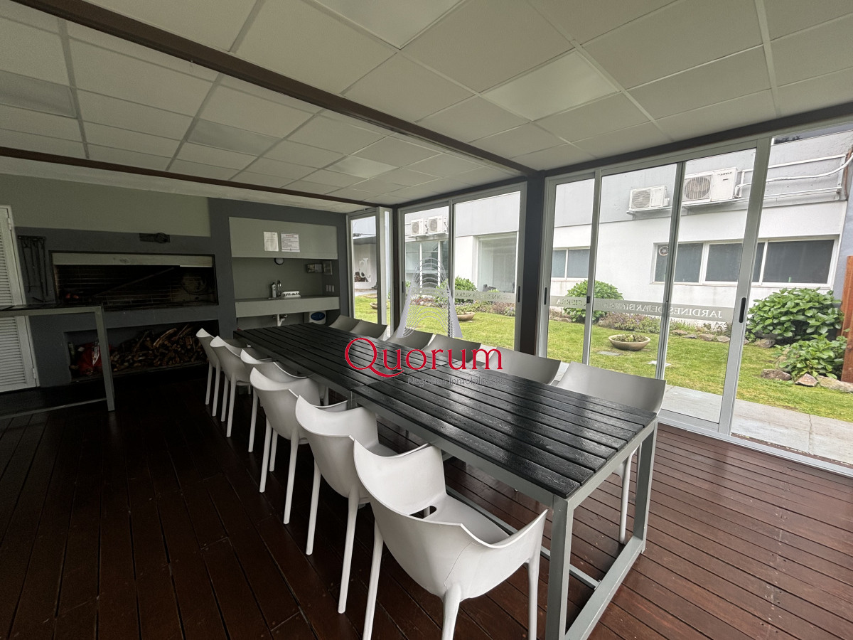 Apartamento ID.442 - Excepcional apartamento de 2 dormitorios en venta
