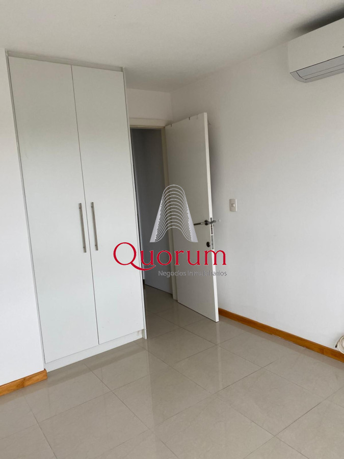 Apartamento ID.442 - Excepcional apartamento de 2 dormitorios en venta