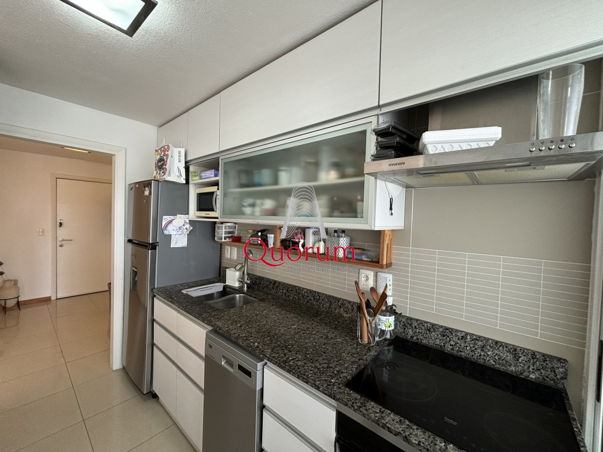 Apartamento ID.442 - Excepcional apartamento de 2 dormitorios en venta