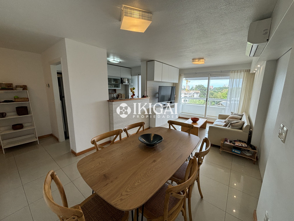 Apartamento ID.245 - Excepcional apartamento de 2 dormitorios en venta