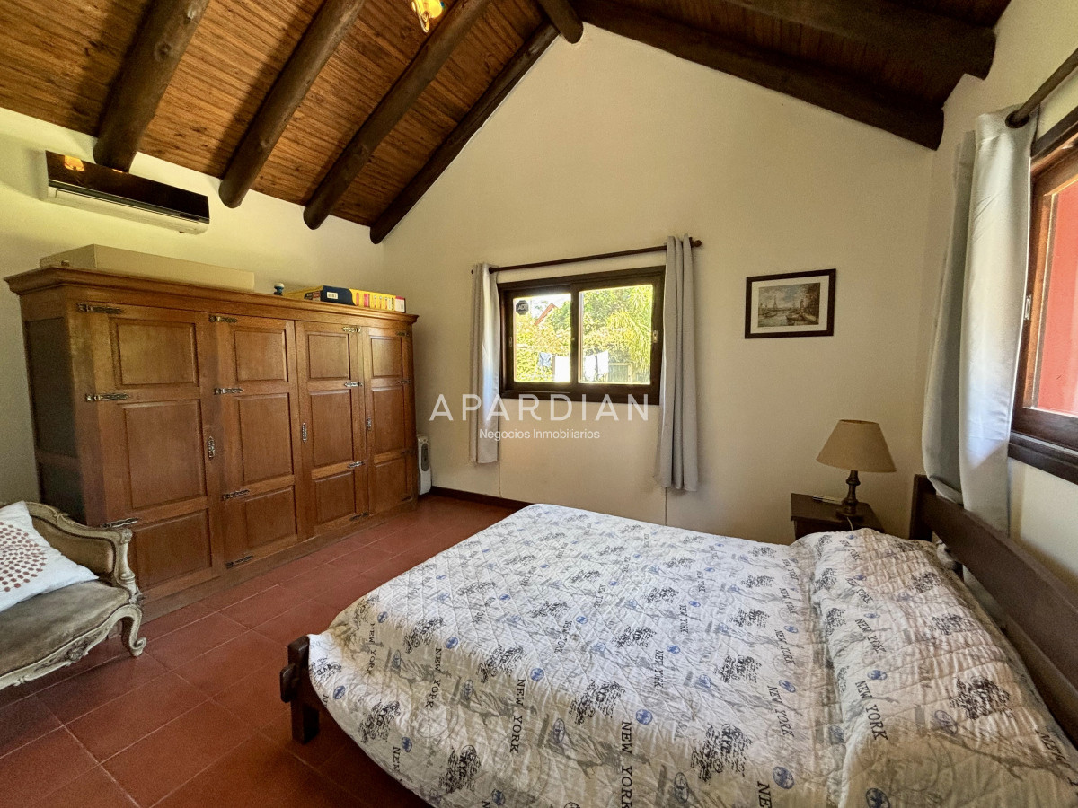 Casa ID.21097538 - HERMOSA CASA EN VENTA EN PINARES 